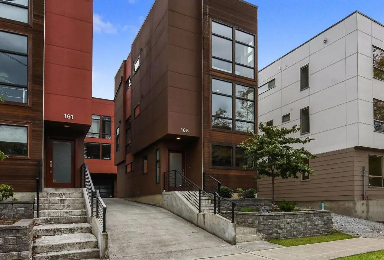 Casa vacanze Modern Home With Rooftop Oasis Seattle
